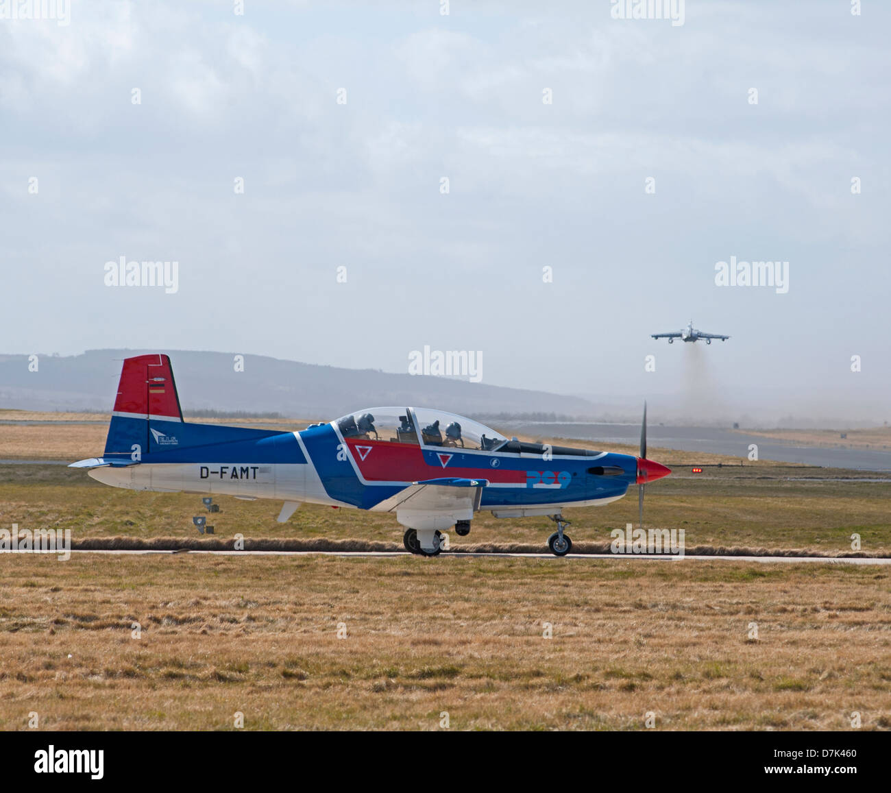 Avions EIS Pilatus PC-9B piloté par la Luftwaffe allemande en tant que cible avion de remorquage. 9038 SCO Banque D'Images