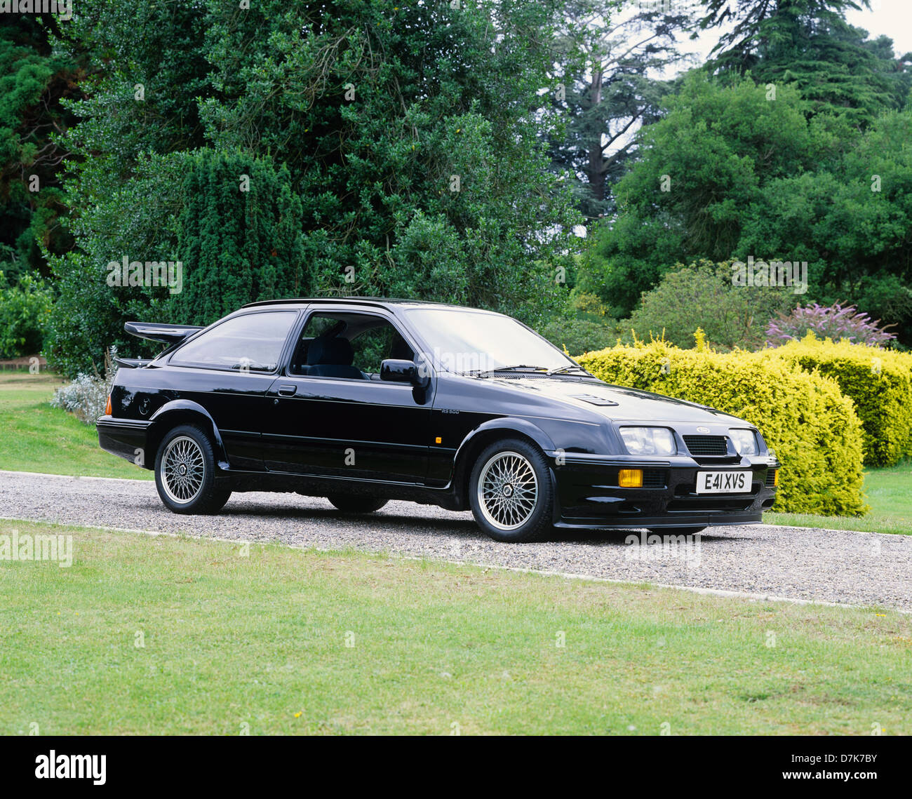 Ford Sierra Cosworth RS500 1987 Voiture de route en noir à Beaulieu motor museum mk1 1re génération Banque D'Images