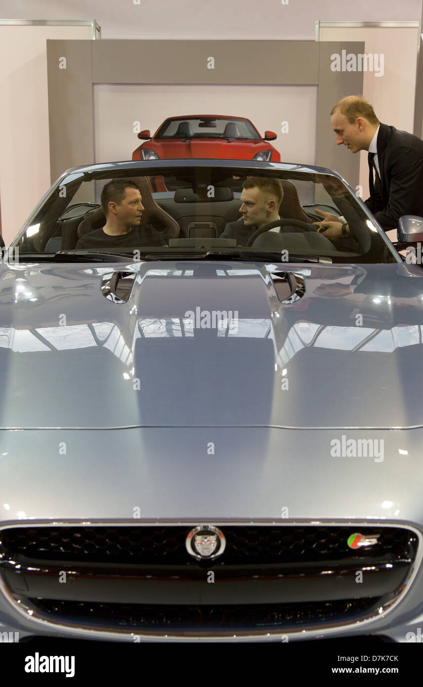 Poznan, Pologne, la nouvelle Jaguar F-type au Motor Show 2013 Banque D'Images