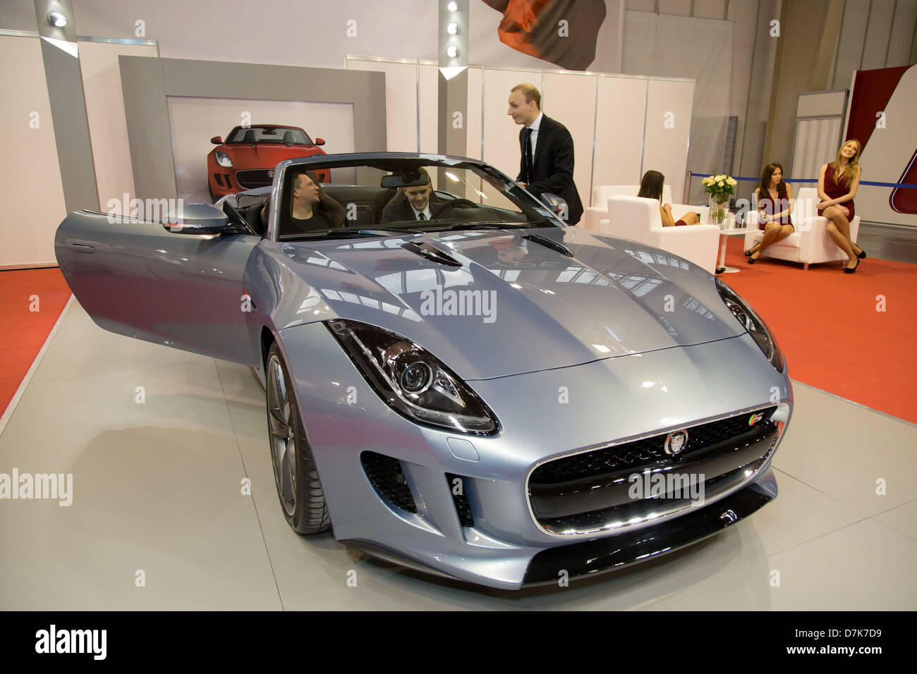 Poznan, Pologne, la nouvelle Jaguar F-type au Motor Show 2013 Banque D'Images