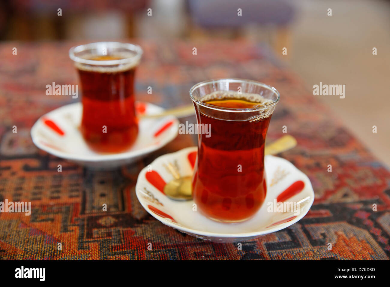 L'Europe, la Turquie, Istanbul, deux verres de cay Banque D'Images