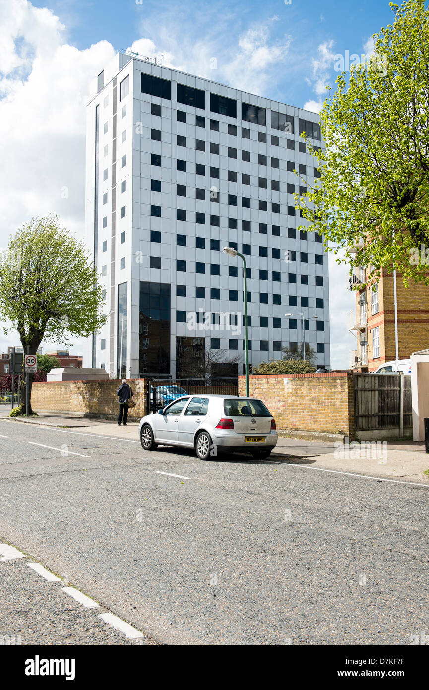 Southend on Sea, Essex, Royaume-Uni. Le 9 mai 2013. L'Essex House, un centre d'appel pour la Lloyds Banking Group. La Lloyds indiquent qu'il y a l'intention de fermer le centre d'appel avec la perte de plus de 570 postes. Crédit : La Farandole Stock Photo / Alamy Live News Banque D'Images