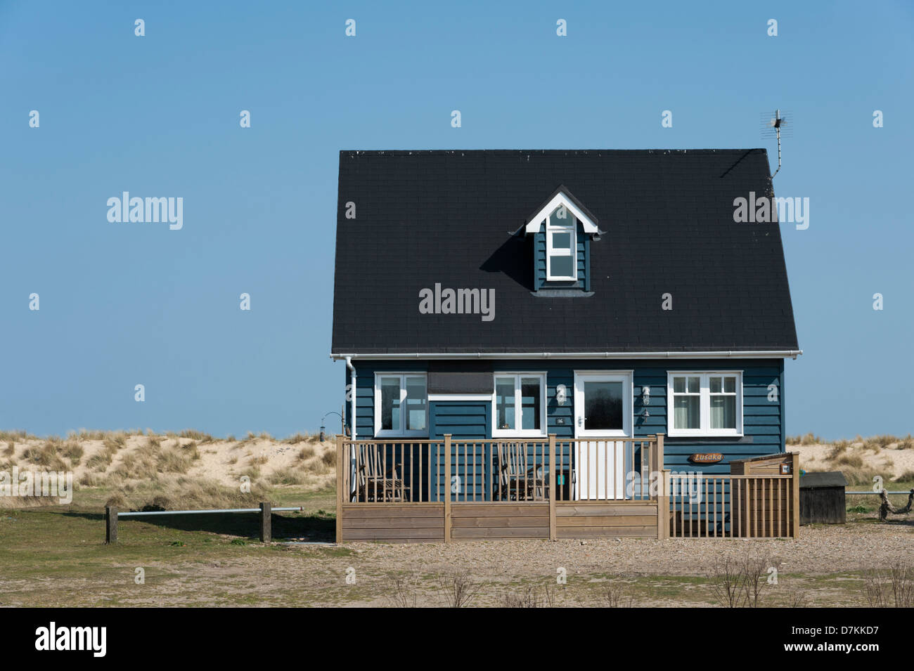 Une maison en bois sur la plage de Southwold Suffolk UK Banque D'Images