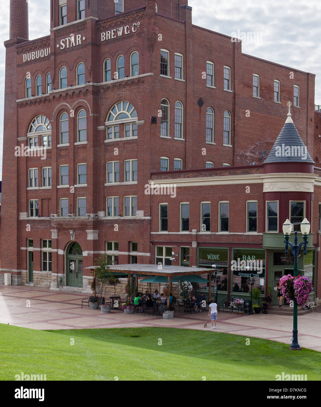 La Brasserie Star Dubuque, brassé la bière artisanale locale depuis 1898. Il est situé dans la région de Dubuque, Iowa USA et est maintenant fermé. Banque D'Images