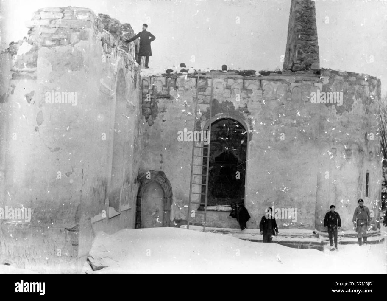L'église de Gränna à Småland, en Suède, a été gravement endommagée par un incendie en 1889. L'image documente les conséquences de l'incendie, capturant l'état de l'église et l'événement historique, qui a été une perte importante pour la communauté locale. Banque D'Images