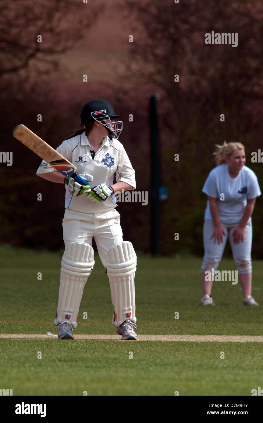 Le sport universitaire, mesdames cricket Banque D'Images