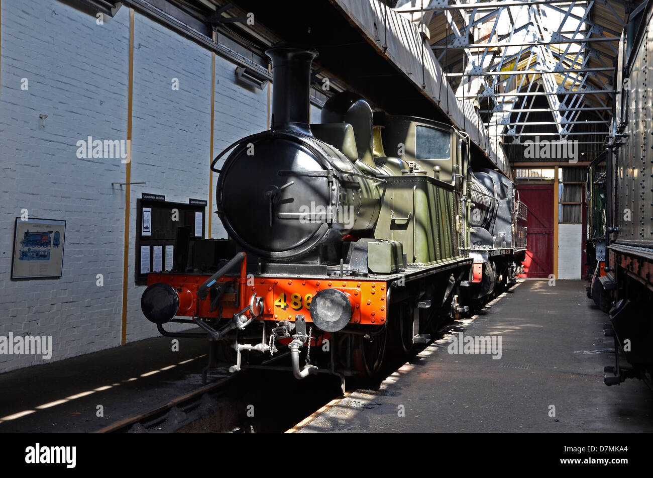 L'intérieur à vapeur Locomotives la Great Western Railway 1930 Hangar à vapeur Didcot Railway Centre. Banque D'Images