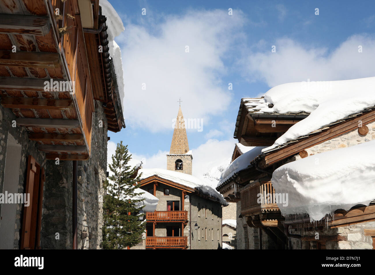 Val d'Isère Savoie France dans Winter sunshine Banque D'Images