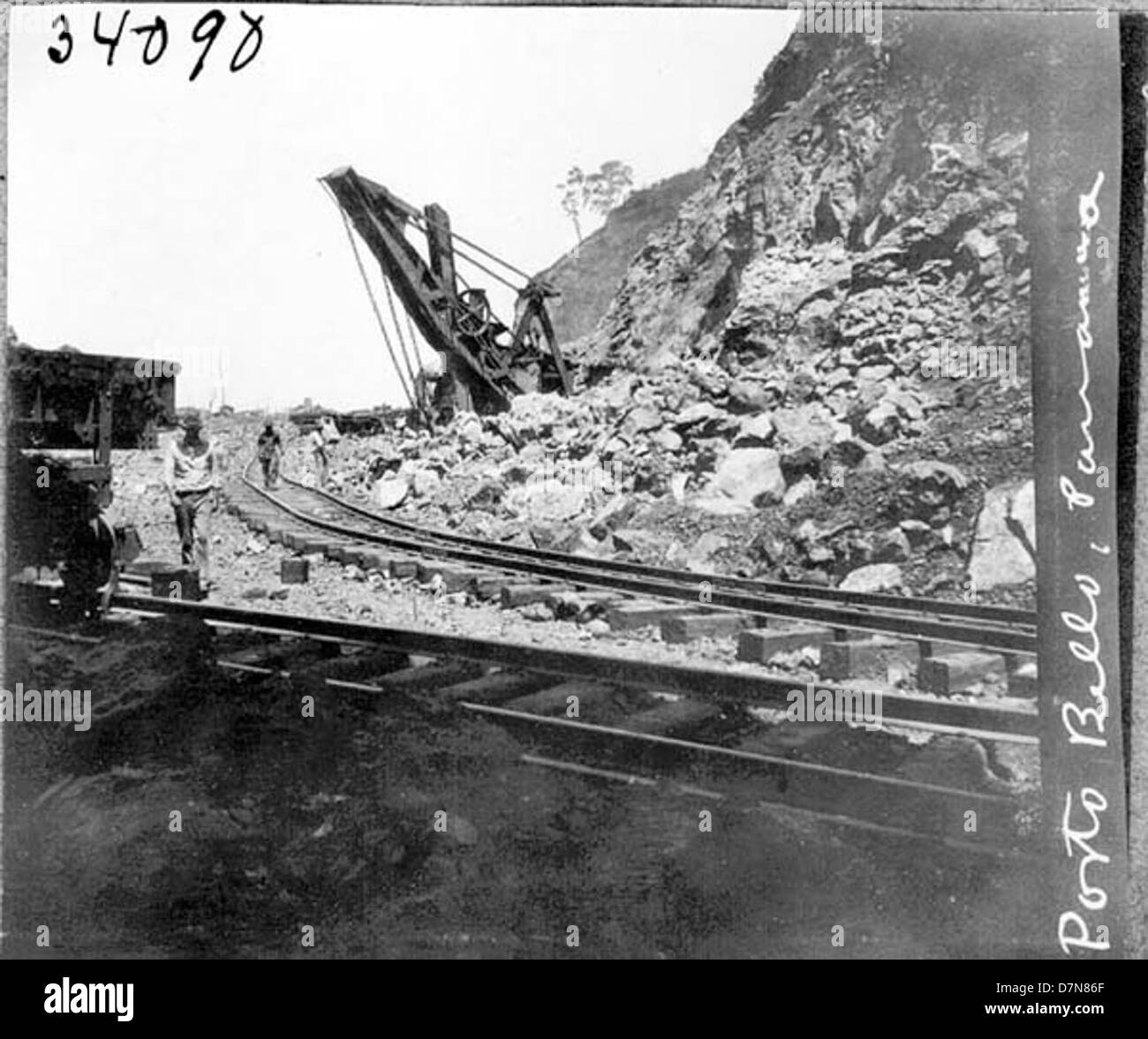 Les hommes, des voies de chemin de fer, de l'équipement d'excavation Banque D'Images