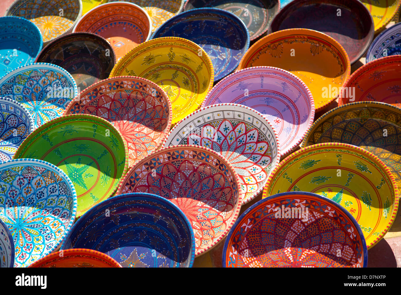 Bols en céramique, Tunis, Tunisie Banque D'Images