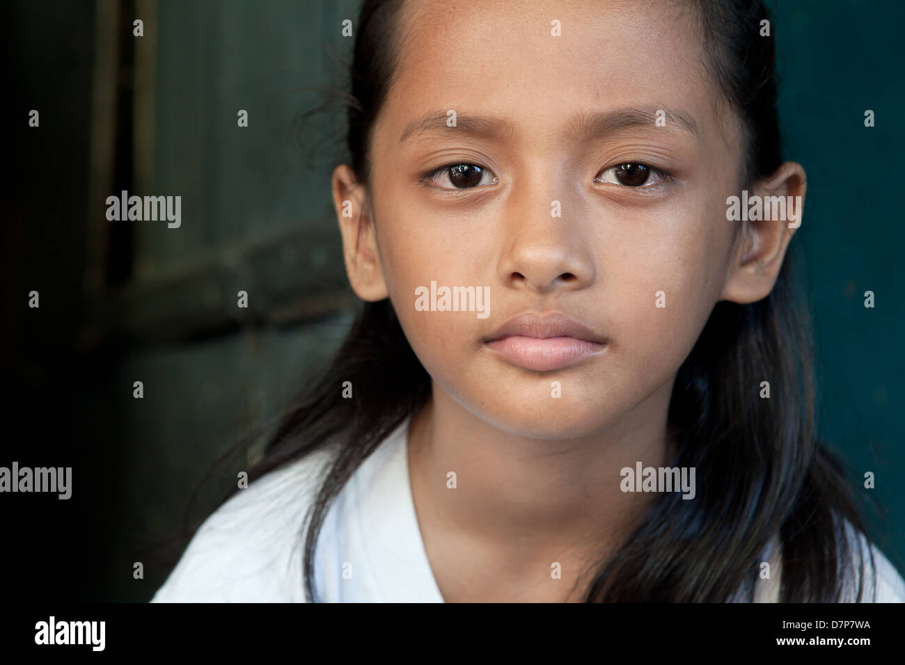 Portrait d'une jeune fille asiatique en provenance des Philippines. Banque D'Images