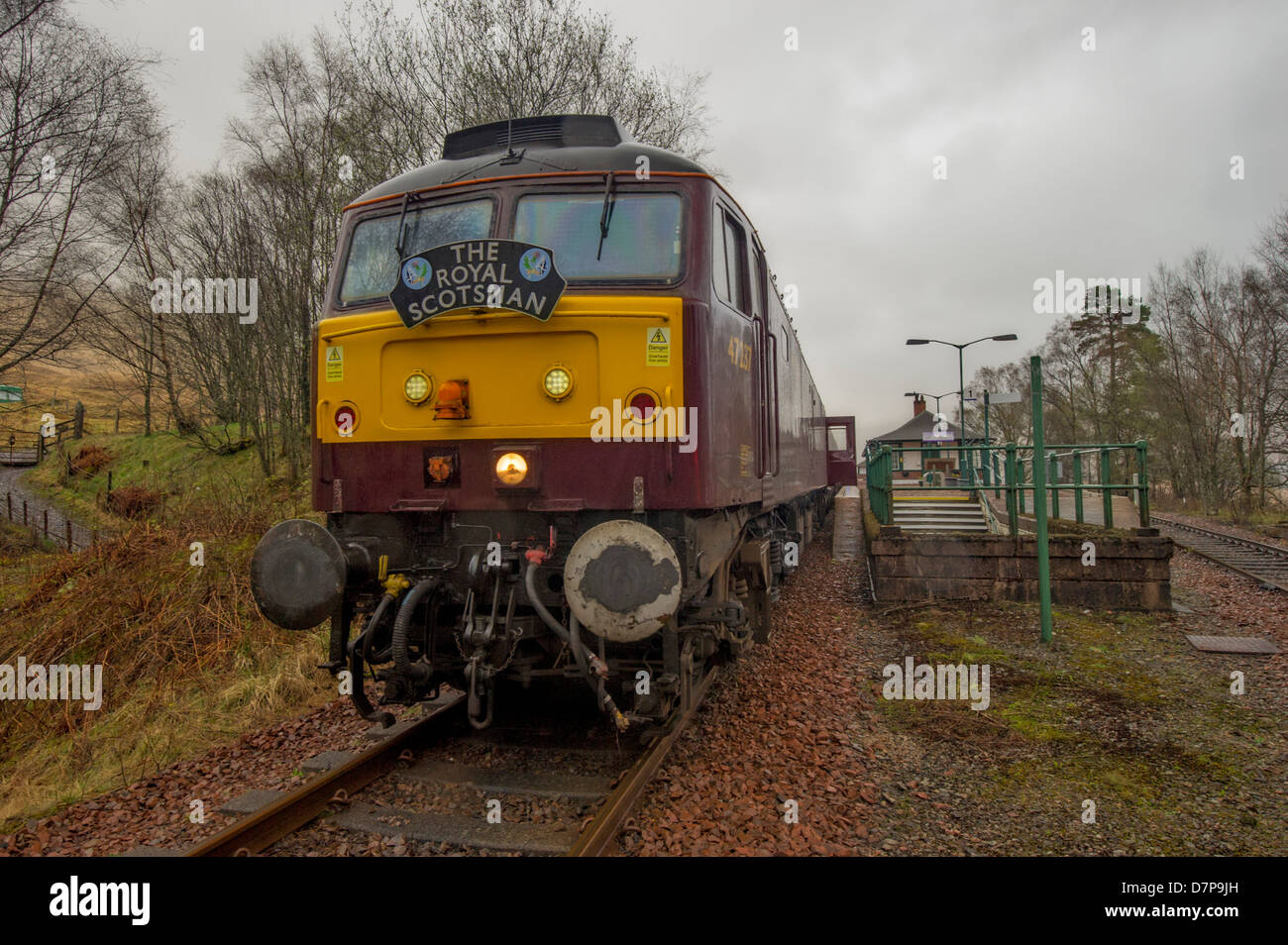 Le Royal Scotsman '47237' se situe à Pont de Orchy. Banque D'Images