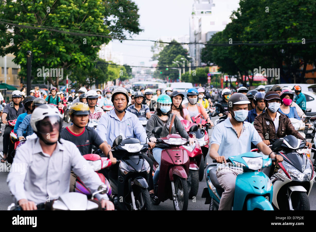 Ho Chi Minh Ville, Vietnam - trafic scooter Banque D'Images