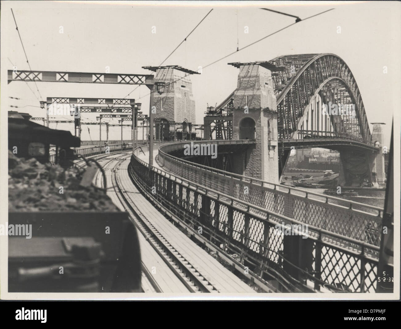 87/1353-153tirage photographique, former sur le Harbour Bridge, l'argent / gélatine / papier, photographie de la Nouvelle Galles du sud Ministère des Travaux publics, Sydney, Australie, Février, 1932 Banque D'Images