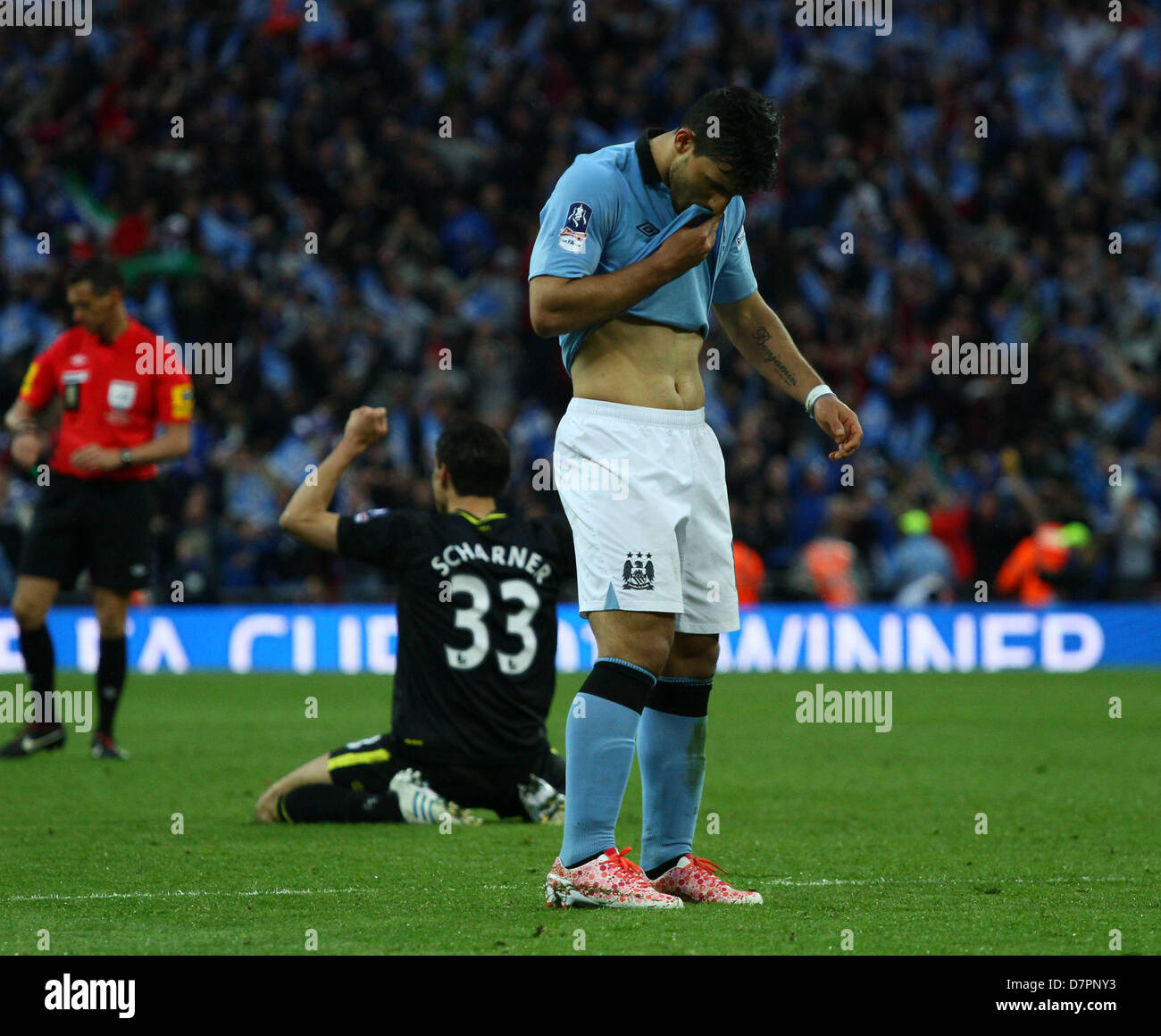 Finale de la FA Cup - Manchester City v Wigan Athletic au stade de Wembley, Londres, Royaume-Uni 11 Mai 2013 Sergio Aguero (MC) découragement à la fin. *Cette image est pour un usage éditorial uniquement* Pic : Paul Marriott Photography Banque D'Images