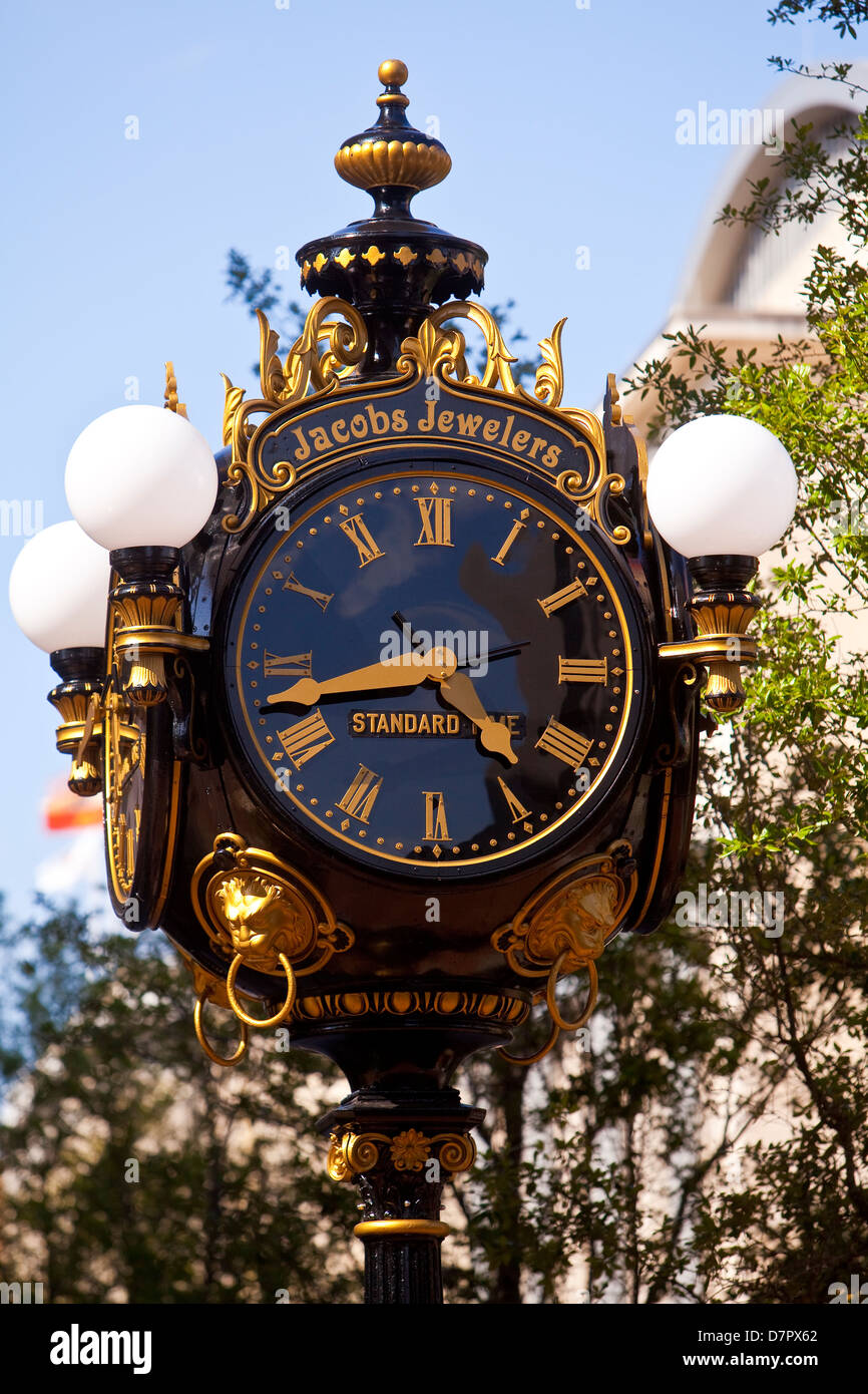 Jacobs Jewellers street clock est vu à Jacksonville, Floride Banque D'Images