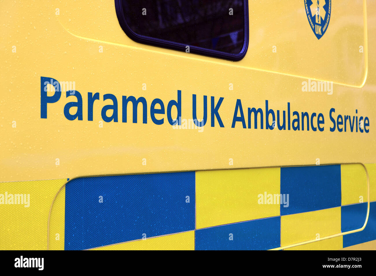 Une partie de l'unité paramédicale UK Ambulance Service Banque D'Images