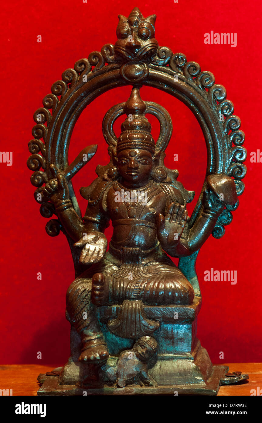 Dieu hindou Shiva divinité pierre Banque D'Images