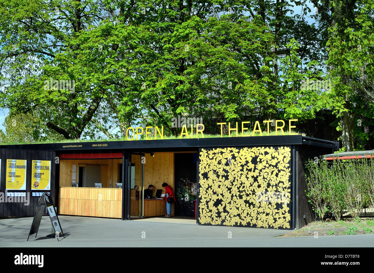 Entrée du théâtre en plein air de Regents Park Londres Banque D'Images