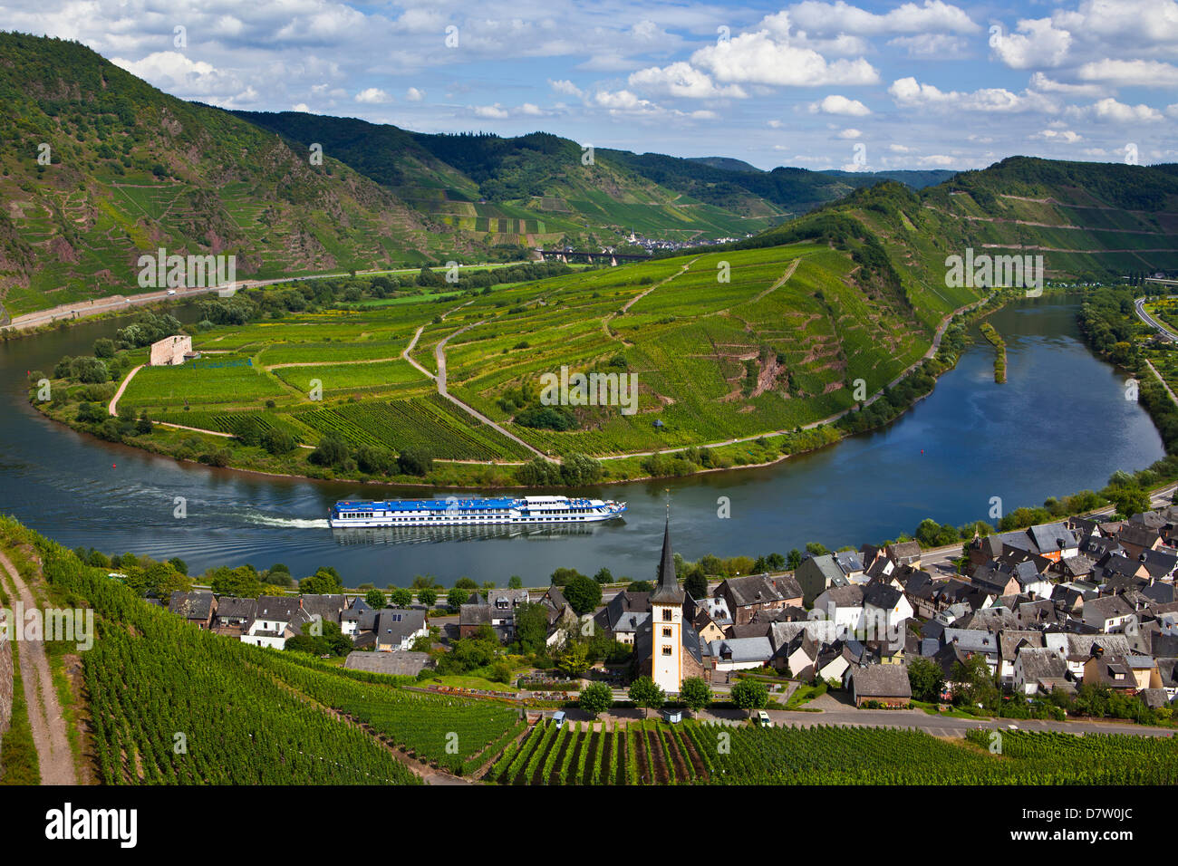 Le célèbre arc près de Bremm sur la Moselle, Rhénanie-Palatinat, Allemagne Banque D'Images