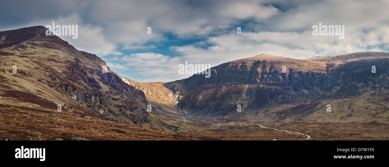 Les montagnes Comeragh à la fin de l'hiver près de Mahon Falls, comté de Waterford, Irlande Banque D'Images