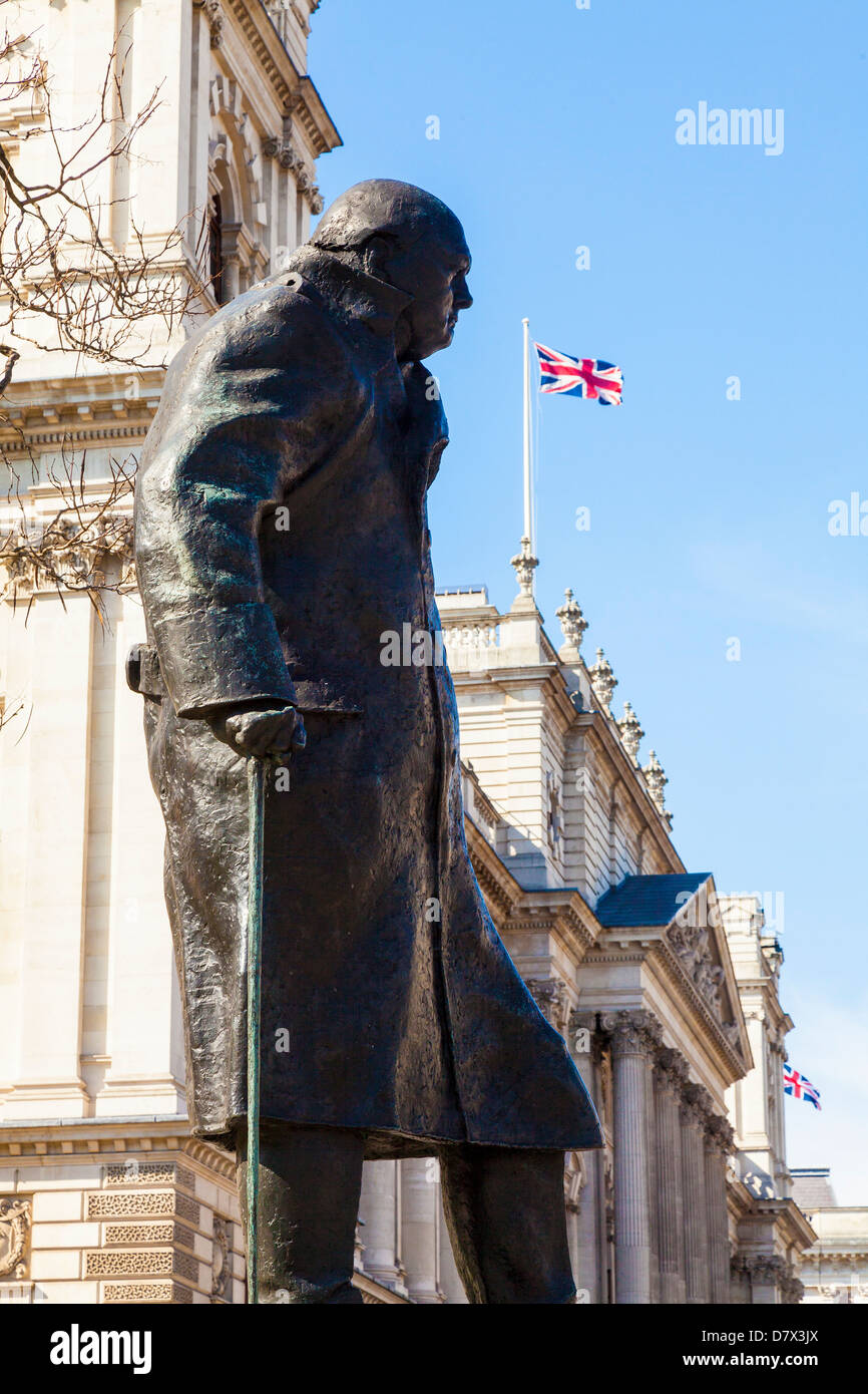 Statue de Sir Winston Churchill à Westminster Banque D'Images