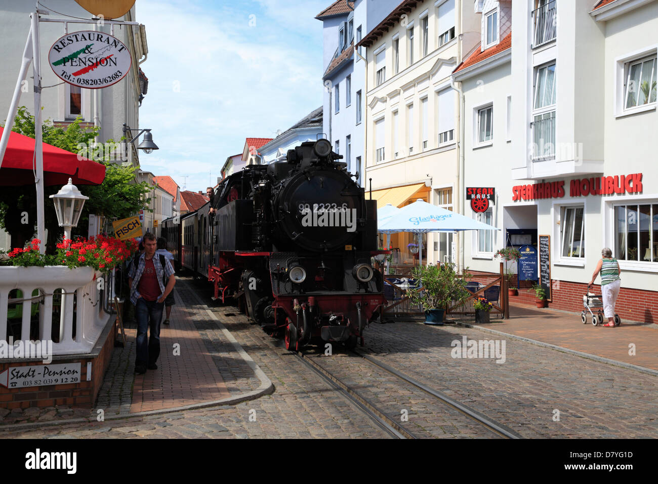 Train à vapeur Molli, Bad Doberan, côte de la mer Baltique, le Mecklembourg Poméranie occidentale, Allemagne Banque D'Images