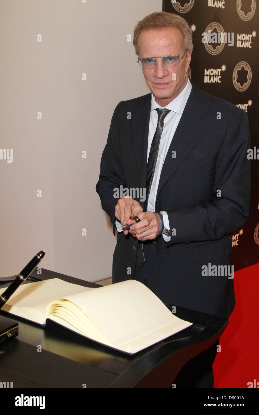 Christopher Lambert assiste à la soirée de Gala Montblanc à la Hamburger Kunsthalle. Tous les deux ans, la Fondation Culturelle Montblanc achète travail artistique pour la Kunsthalle / Galerie d'Art Contemporain, cette année, présente un prix d'installation de taille moyenne de l'artiste Ulla von Brandenburg. Hambourg le 15 mai 2013 Banque D'Images