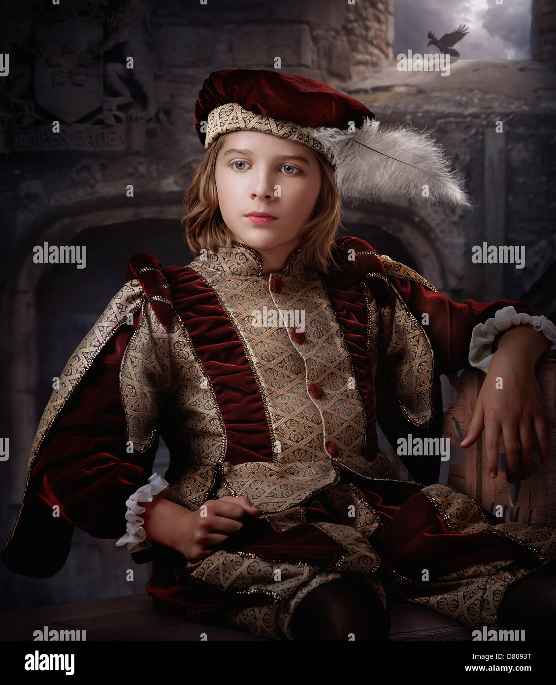 Caucasian boy in costume orné Banque D'Images