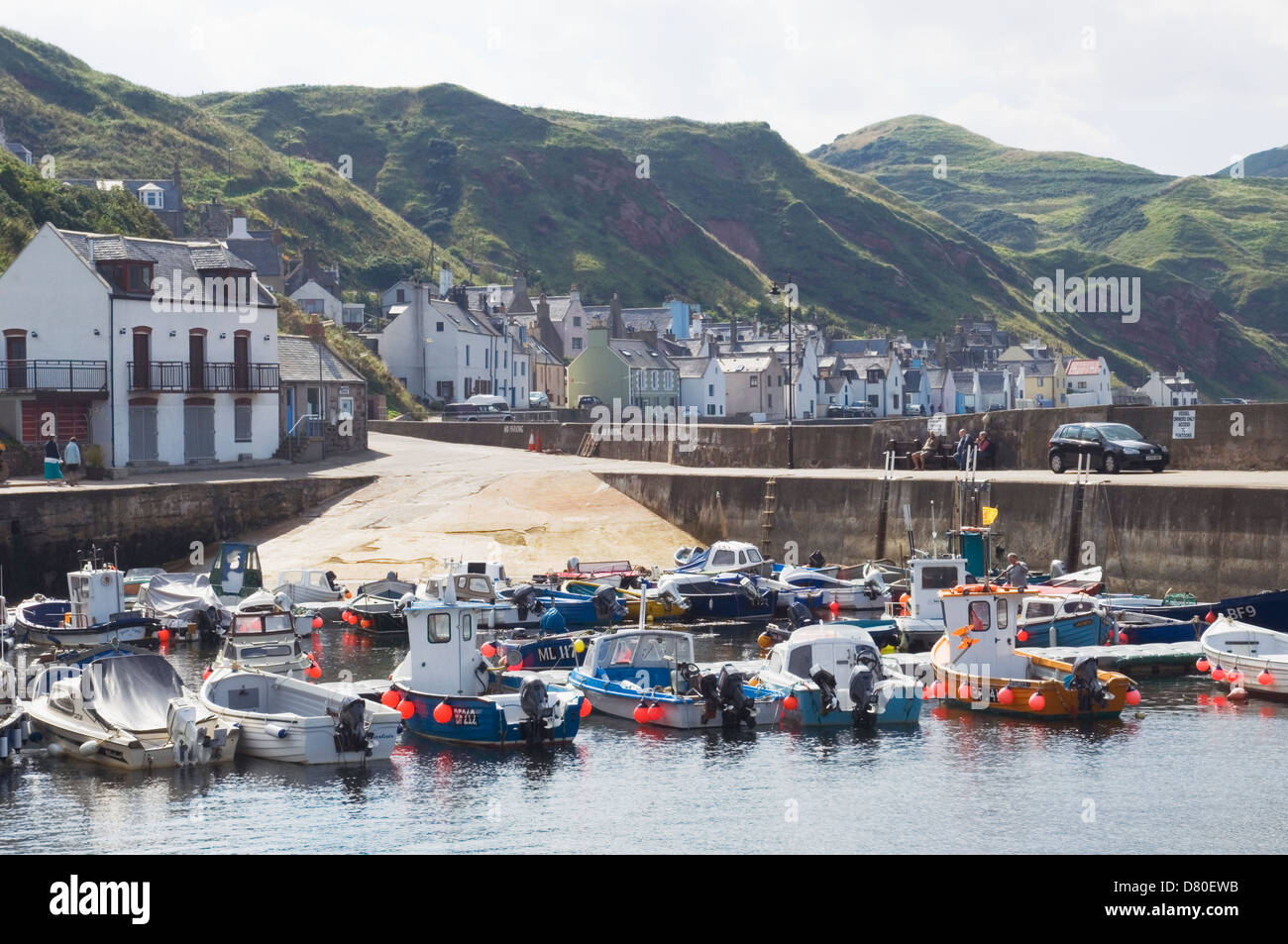 Gardenstown Harbour, dans l'Aberdeenshire, en Écosse. Banque D'Images