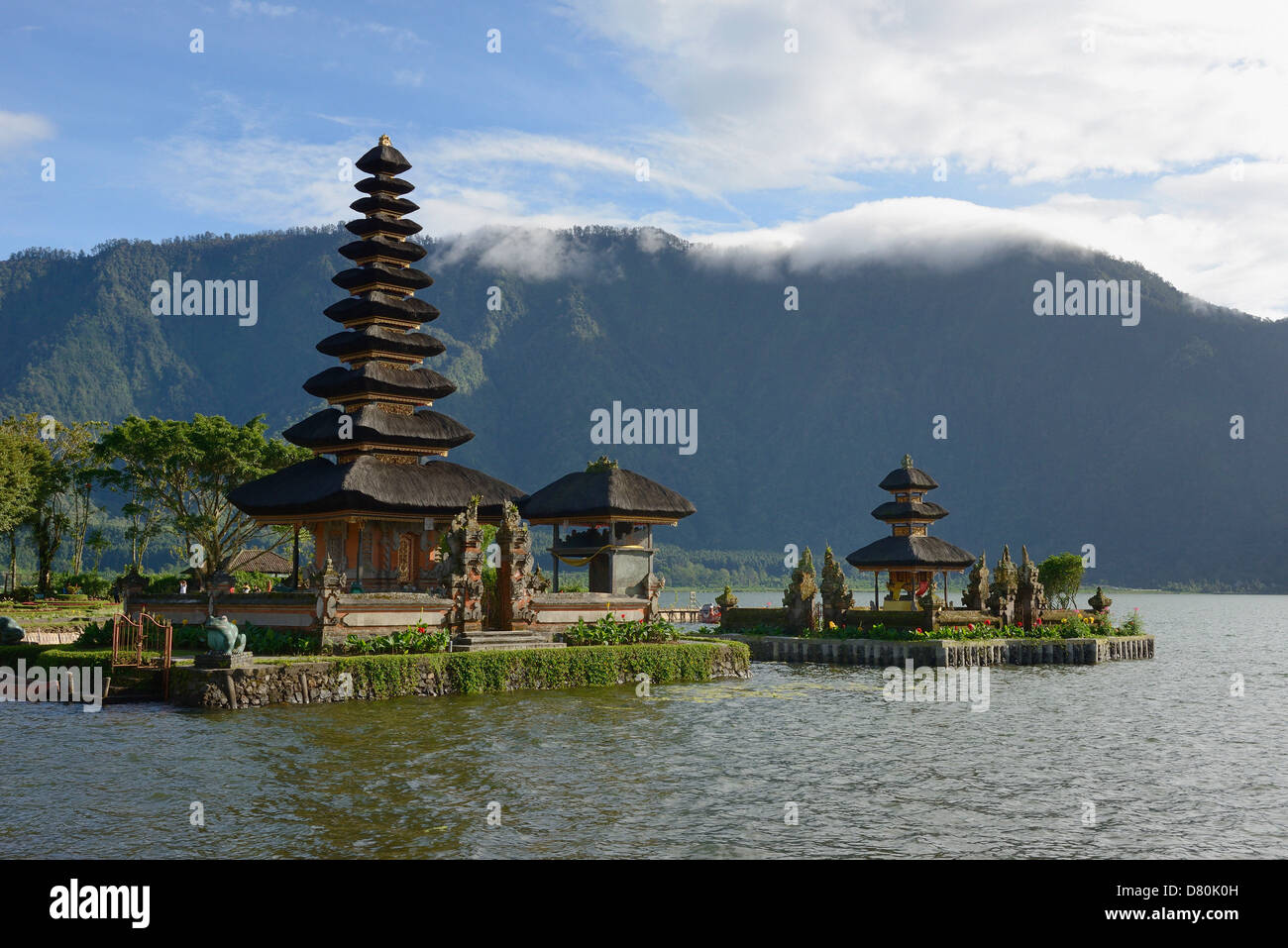 L'INDONÉSIE, Bali, le Pura Ulun Danu Bratan temple XVII siècle dédié à la déesse du lac Bratan Banque D'Images