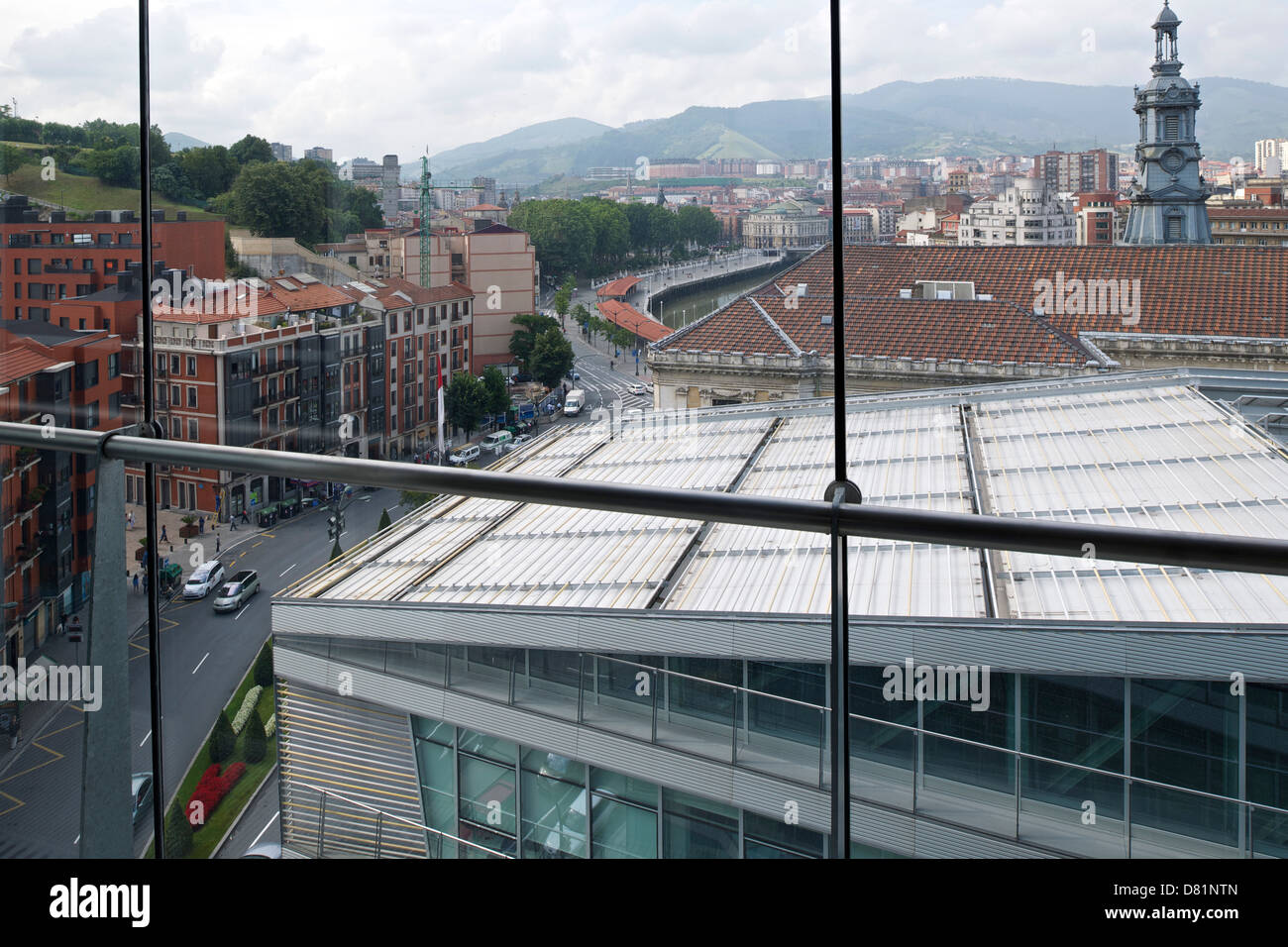 Conseil municipal de Bilbao, Bilbao, Espagne. Architecte : IMB Arquitectos , 2010. Cityscape de dernier étage. Banque D'Images