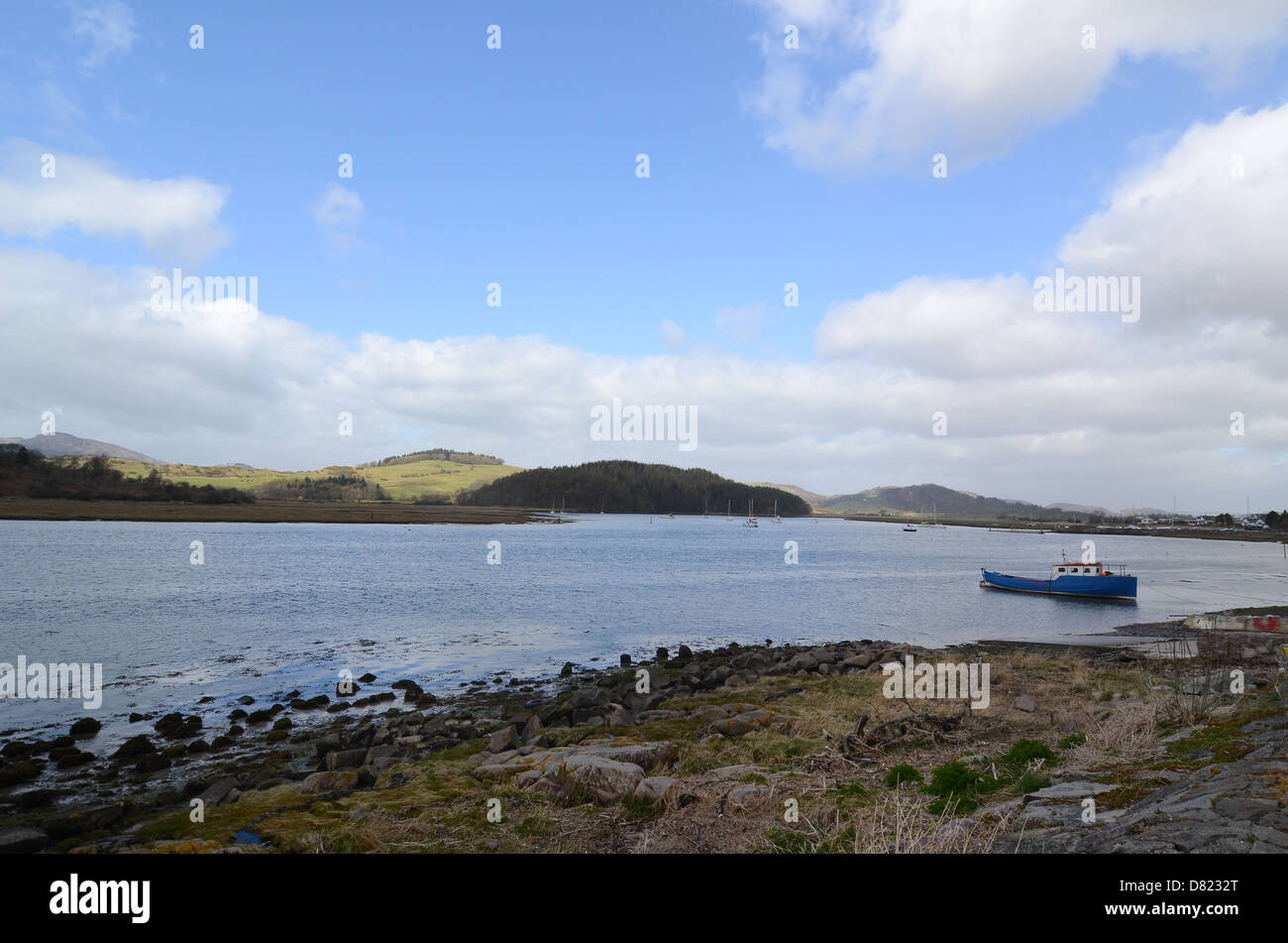 La vue d'un spot entre Kippford et Rockcliffe en Dumfries et Galloway, en Écosse. Banque D'Images