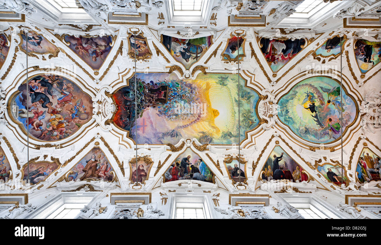 PALERMO - 8 avril : fresque du Jugement dernier moderne sur le plafond de l'église de la Chiesa del Gesù Banque D'Images