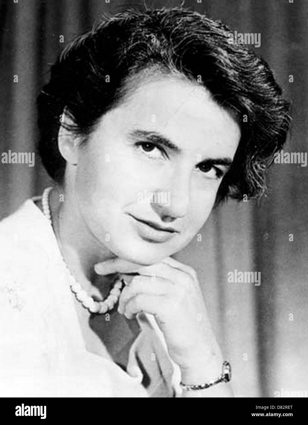 ROSALIND FRANKLIN (1920-1958) qui a fait l'anglais biophysicien contributions essentielles à l'étude de l'ADN Banque D'Images