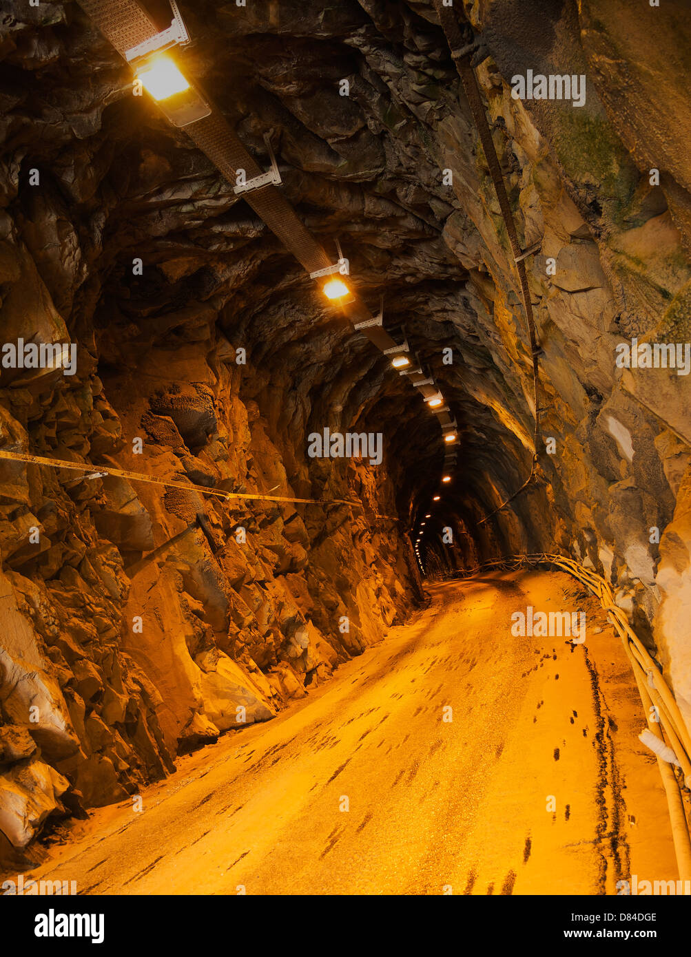 Tunnel souterrain de la mine, carrière - Banque D'Images