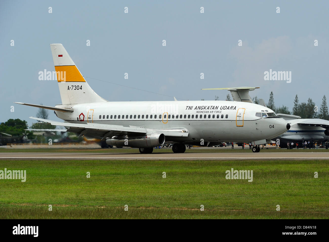 26 mars 2013 - Un Boeing 737-200 de l'Indonesian Air Force à l'atterrissage à l'aéroport de Langkawi, Malaisie. Banque D'Images