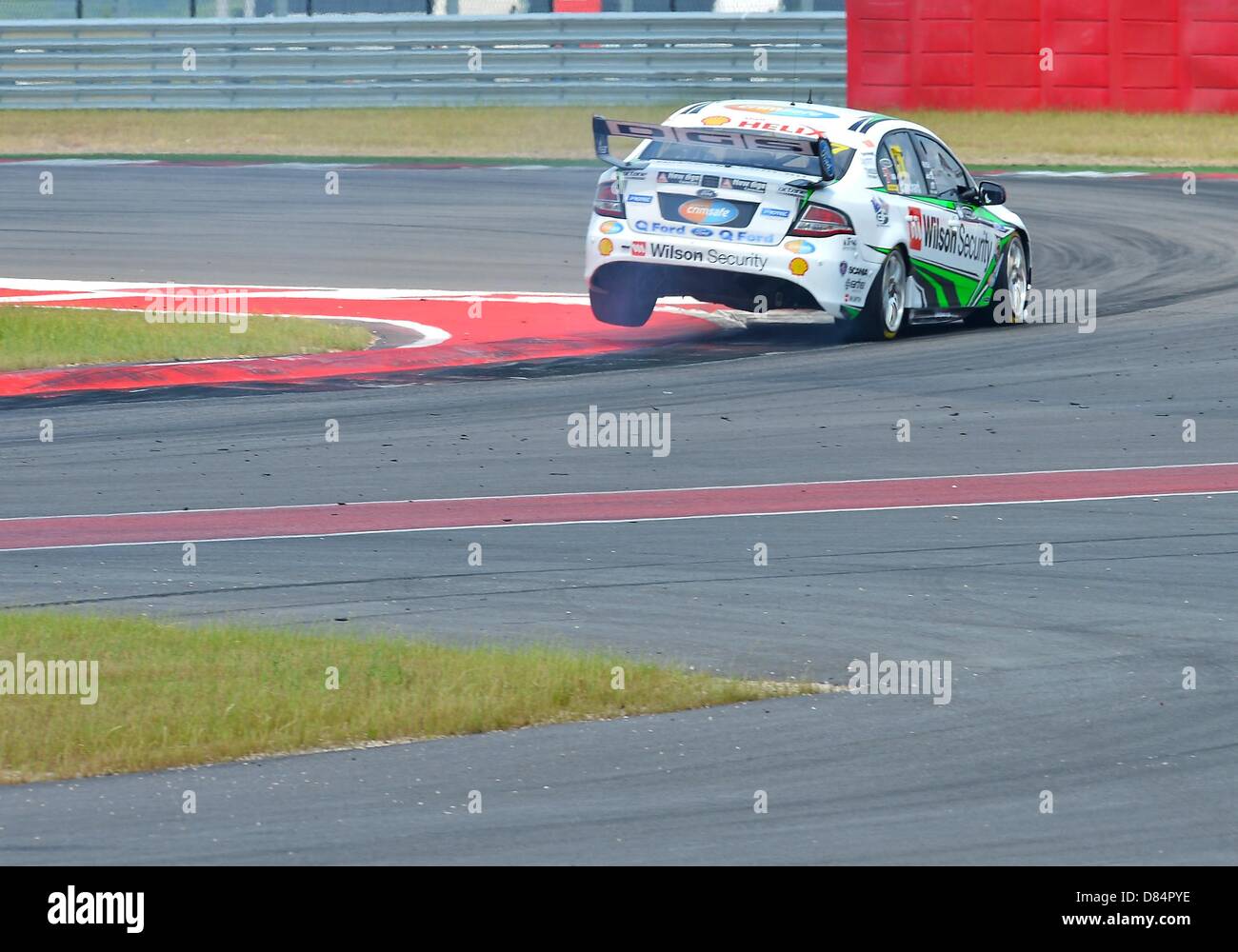 Austin, Texas, États-Unis. 19 mai, 2013. 19 mai, 2013 Tim Blanchard # 17 d'Advam pendant V8 Supercars course de qualification 15 et 16 sur la pratique de trois jours 400 Austin à Austin, TX. Credit : Cal Sport Media/Alamy Live News Banque D'Images