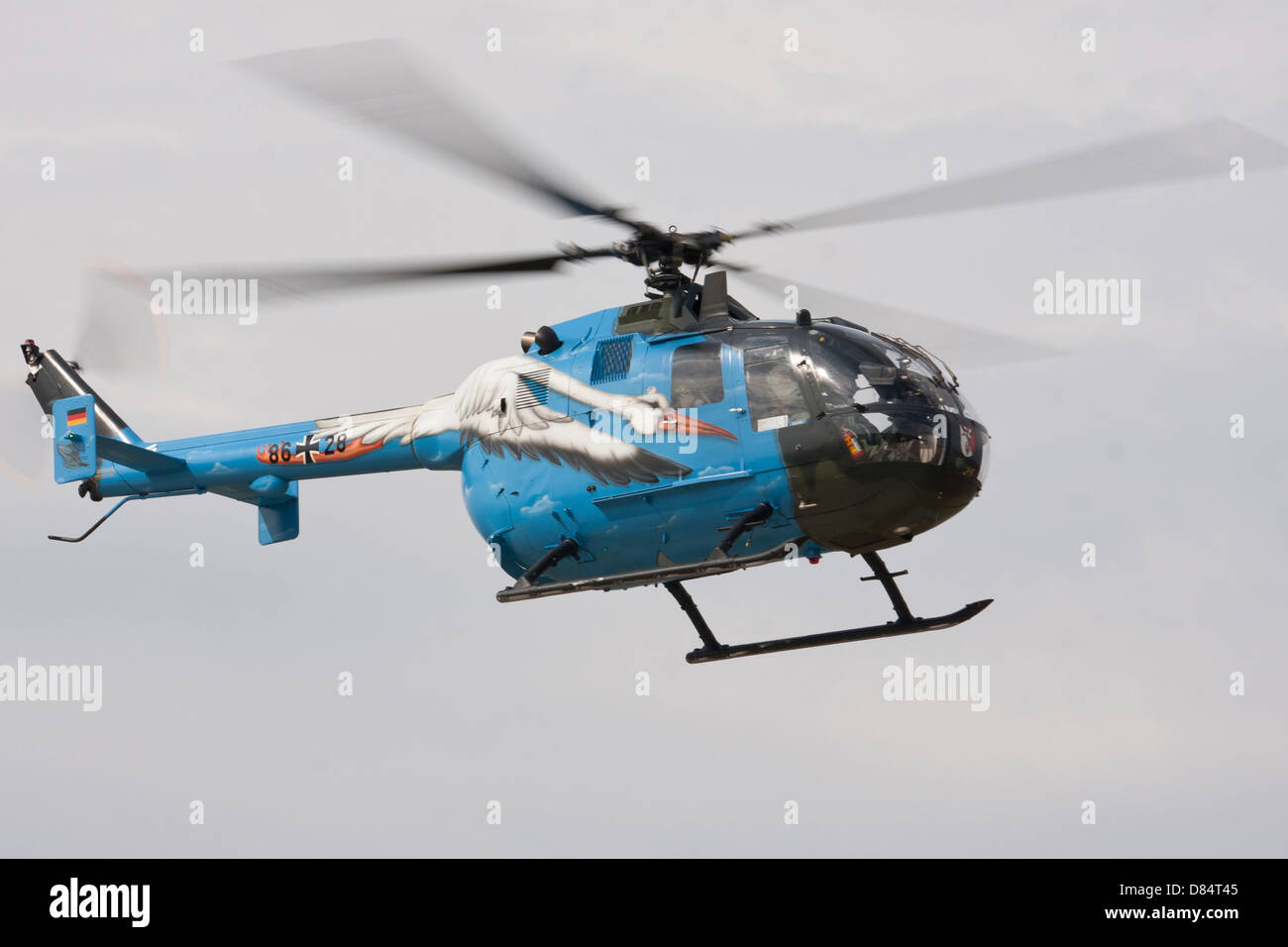 Un hélicoptère de liaison Bolkow BO-105 de l'escadron de soutien de l'armée allemande dans des couleurs spéciales. Banque D'Images