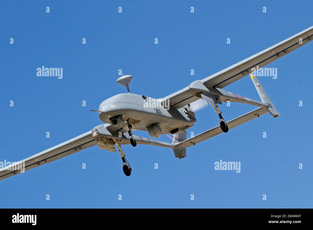 Un IAI Heron Drone en vol au dessus de la Base Aérienne de Palmachim,  Israël Photo Stock - Alamy