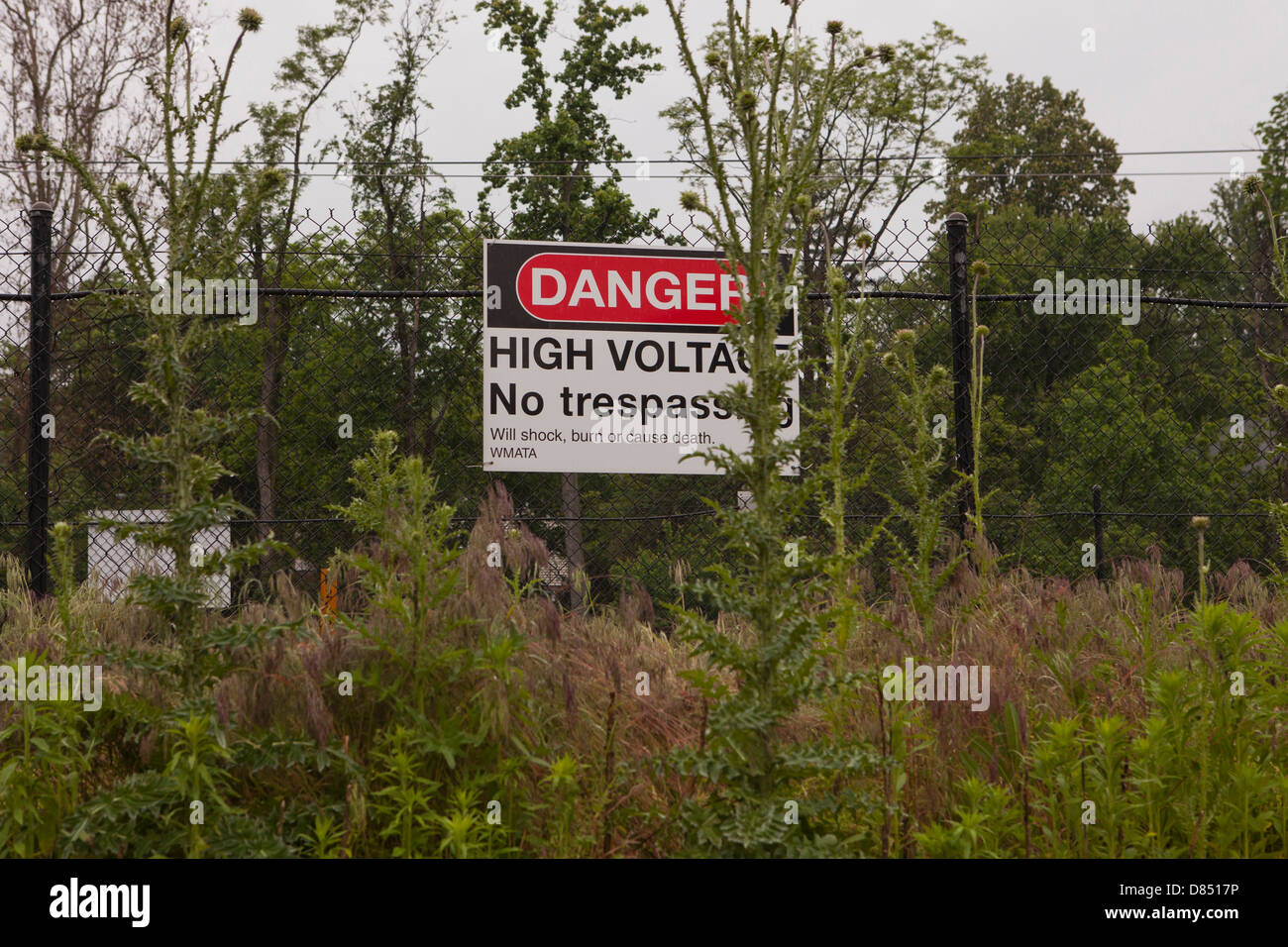 Panneau d'avertissement de tension élevée - USA Banque D'Images
