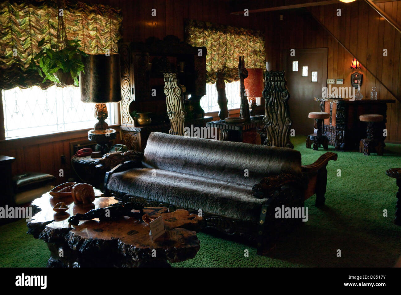 Une vue de la Jungle Room dans Elvis Presley's Mansion Graceland, à Memphis, Tennessee Banque D'Images