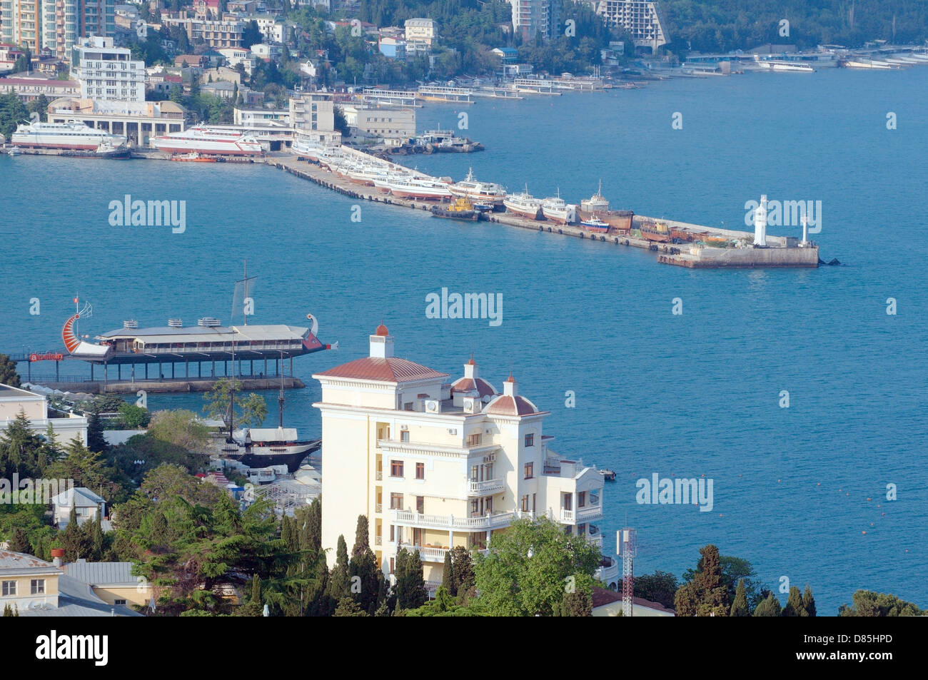 Vue sur le phare, la mer Noire, Yalta, la Crimée, l'Europe de l'est Banque D'Images