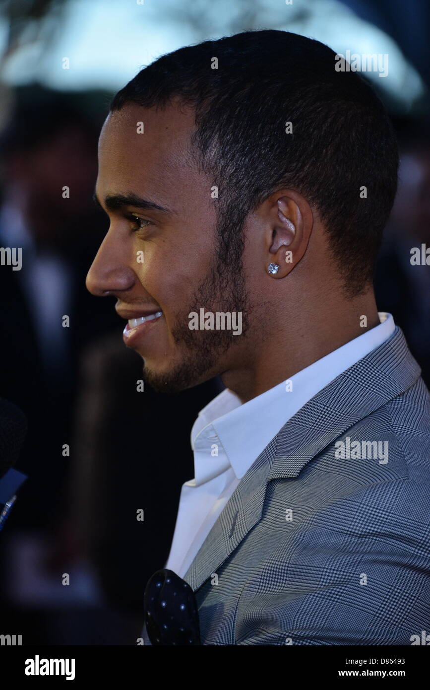 Cannes, Paris. 19 mai, 2013. Lewis Hamilton, d'Oreille, assistant à la CBI Soirée de Gala pour l'amour du cinéma à la 66 édition du Festival de Cannes, l'Hôtel du Cap-Eden-Roc à Antibes/Cannes , France, à Mai 19th, 2013 Credit : dpa/Alamy Live News Banque D'Images