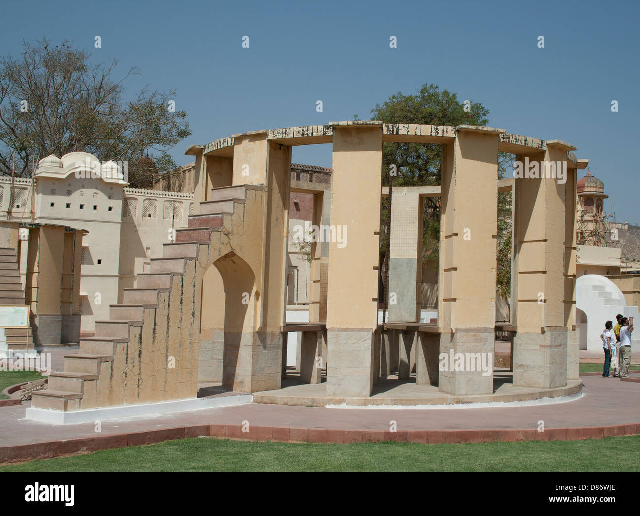 Instruments dans l'observatoire de Jantar Mantar, Jaipur, Rajasthan, Inde Banque D'Images