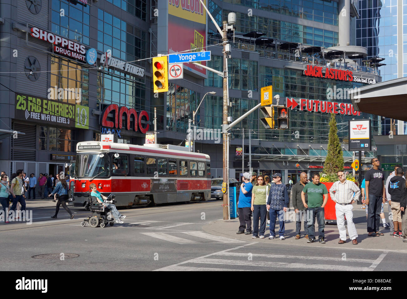 Toronto Street, Yonge & Dundas Banque D'Images