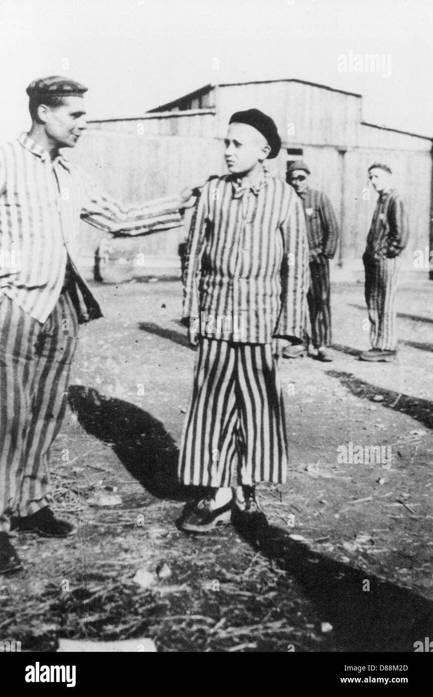 C.CAMPS/DACHAU/YOUNG Banque D'Images