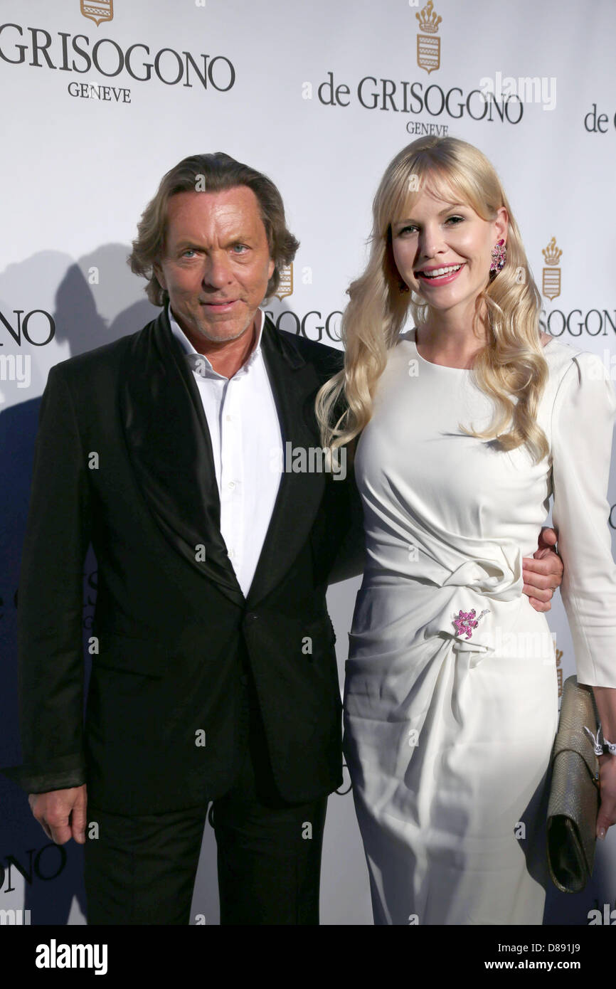 Créateur de mode allemand Otto Kern et sa femme Naomi Modèle Kern assister  à la partie De Grisogono au cours de la 66e Festival International du Film  de Cannes à l'Hôtel du