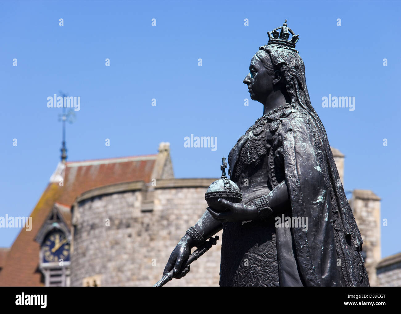 Statue de la reine Victoria au château de Windsor, Berkshire, Royaume-Uni. Banque D'Images