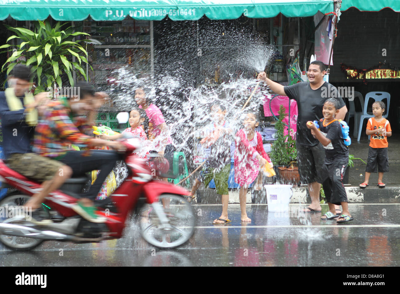 Songkran Festival de l'eau en Thaïlande. Une célébration de la nouvelle année en Avril Banque D'Images